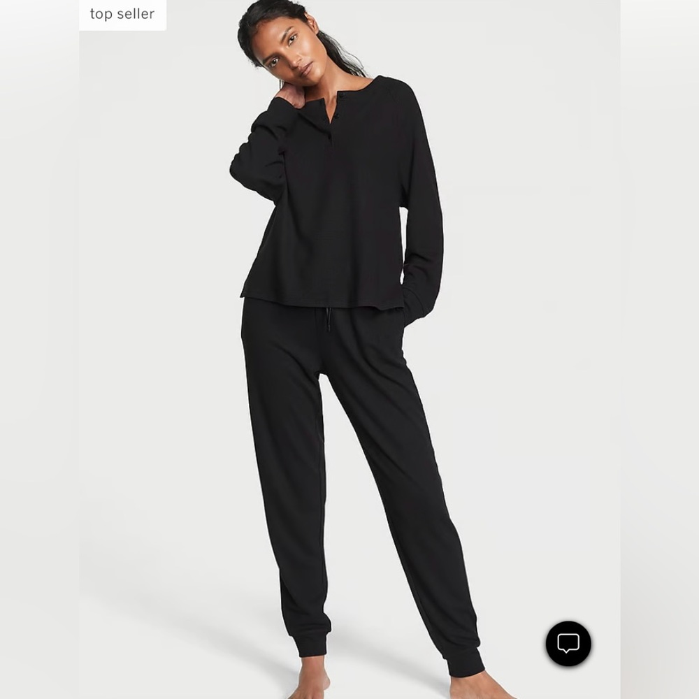 Victoria’s Secret Glow Waffle pajama set. Black. Size Large.